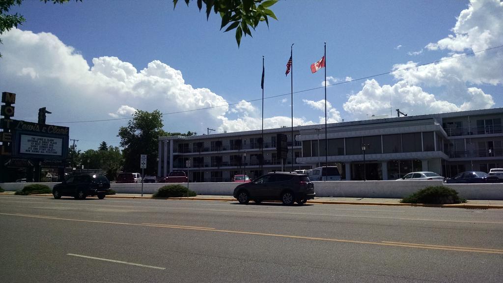 Bozeman Lewis&Clark Motel Exterior foto